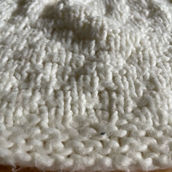 Relaxed Knit Beanie - Picture 3 of 9